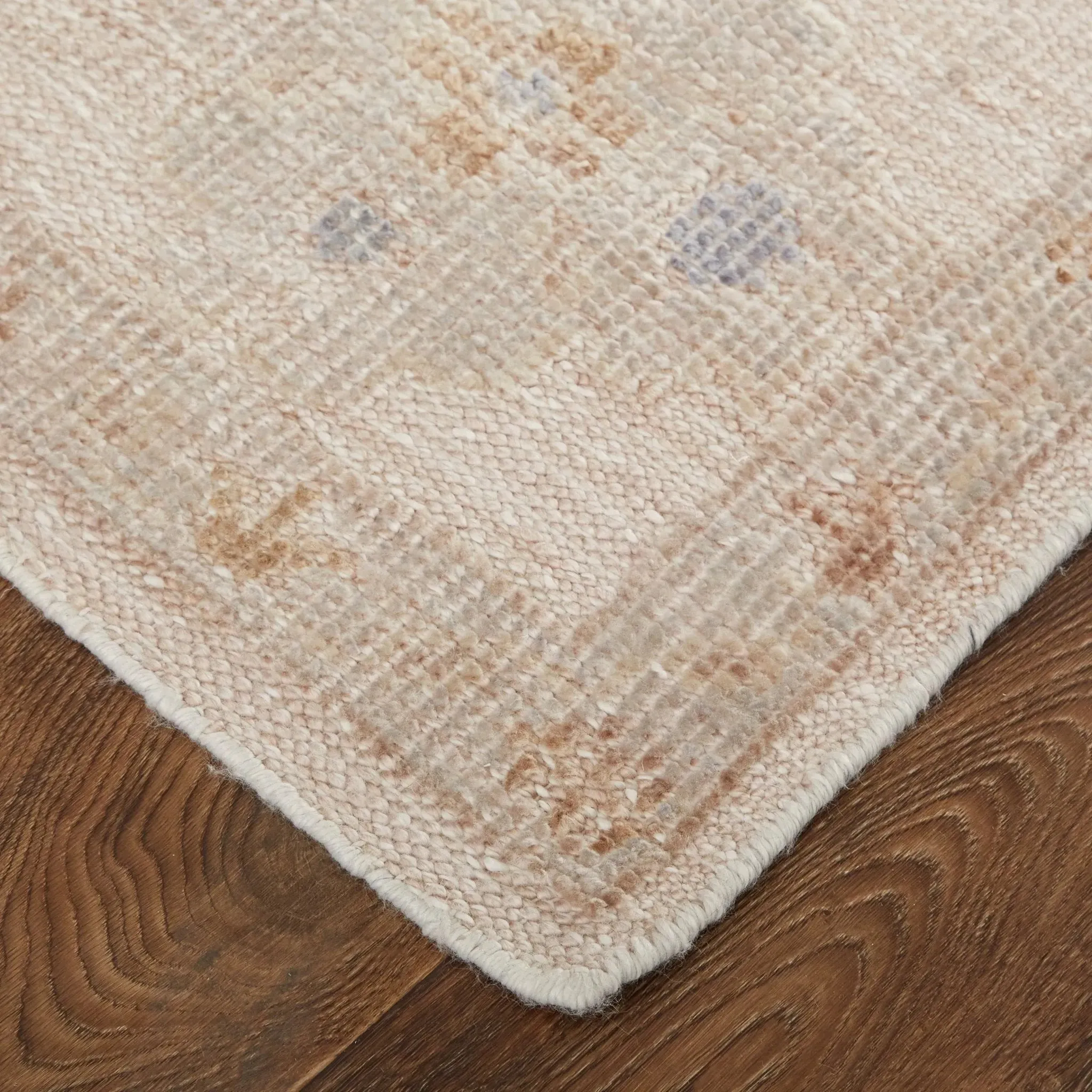 Wendover WND6841F Ivory/Tan Rug